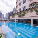 Cozy 3B2B 7 Pax - 5 Min To Klcc - Free Parking & Wifi