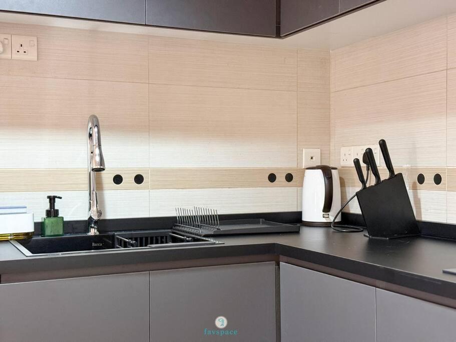 Cozy 3b2b 7 Pax - 5 Min To Klcc - Free Parking & Wifi Pangsapuri